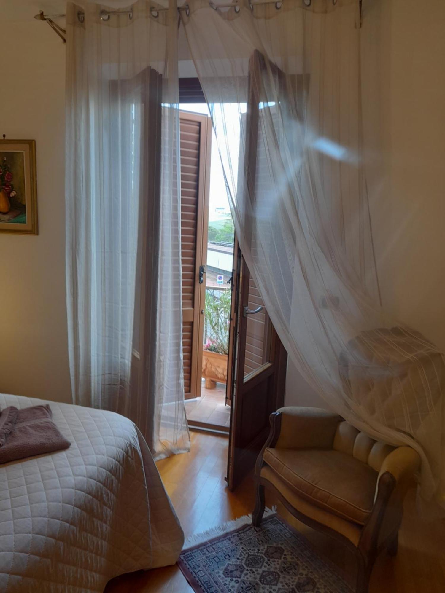 Un Passo Alla Volta Torrenieri Buitenkant foto